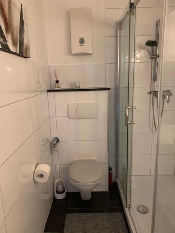Zentrales Dachgeschossapartment In Leichligen Ляйхлинген Экстерьер фото